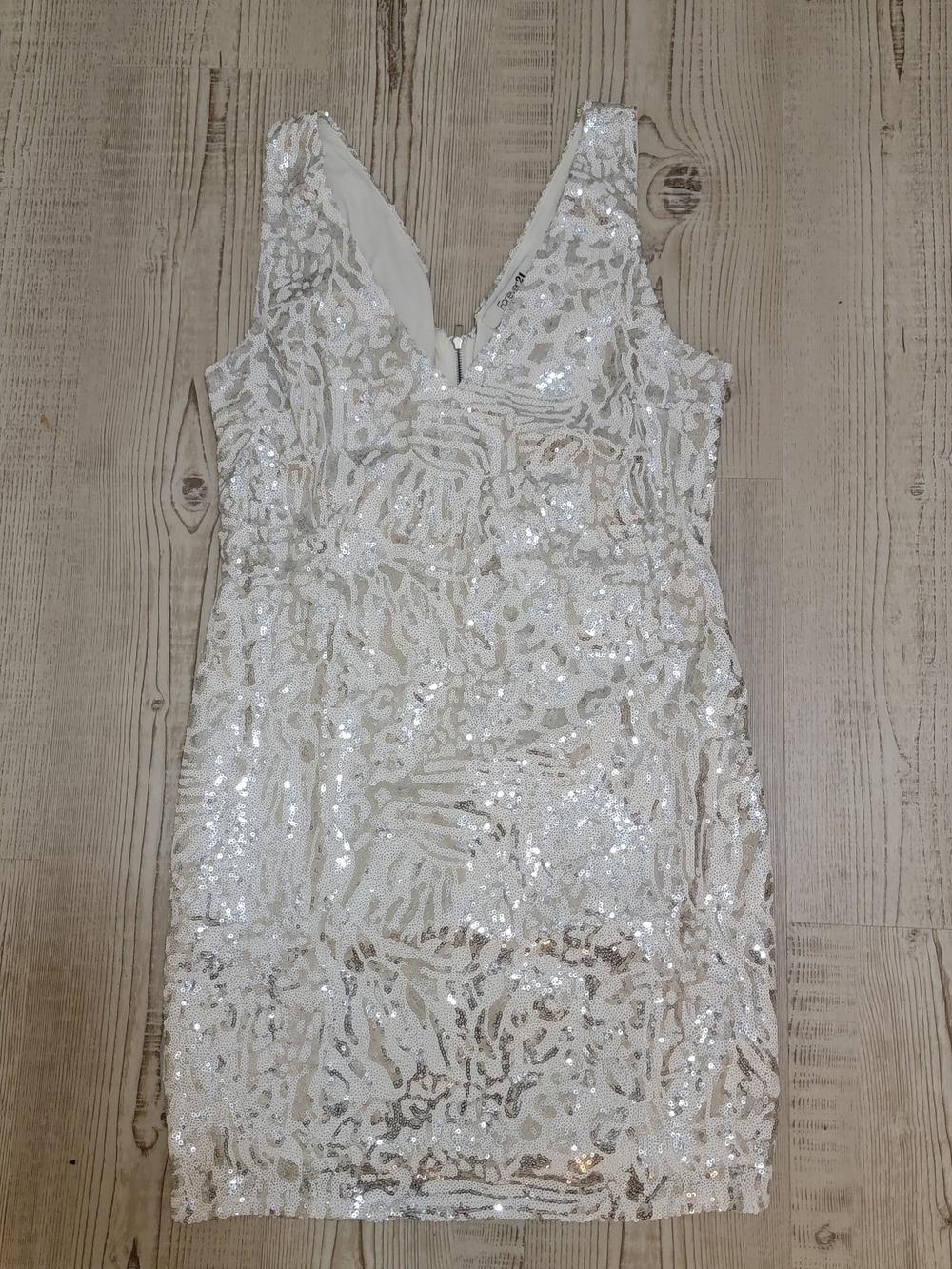 Forever 21 White Sequin V-Neck Mini Dress Large Bachelorette Bridal Cocktail